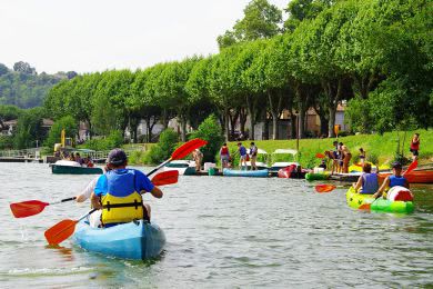 Canoe and Kayak on the Garone river