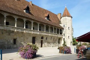 nerac castle